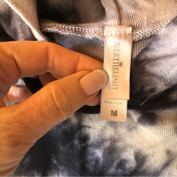 Over the Limit cropped tie dye hoodie womens size M drop shoulder - Picture 5 of 6